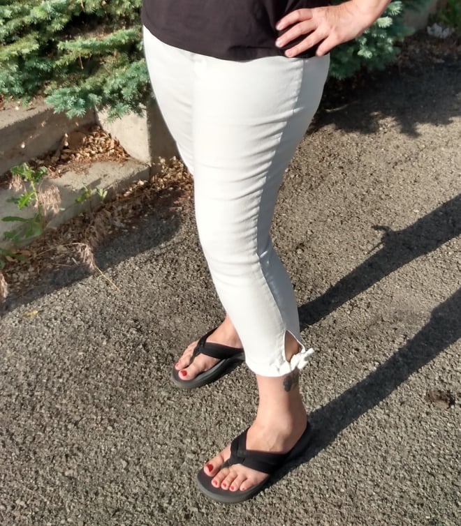OMG Tie Angle Capri (Plus Size)