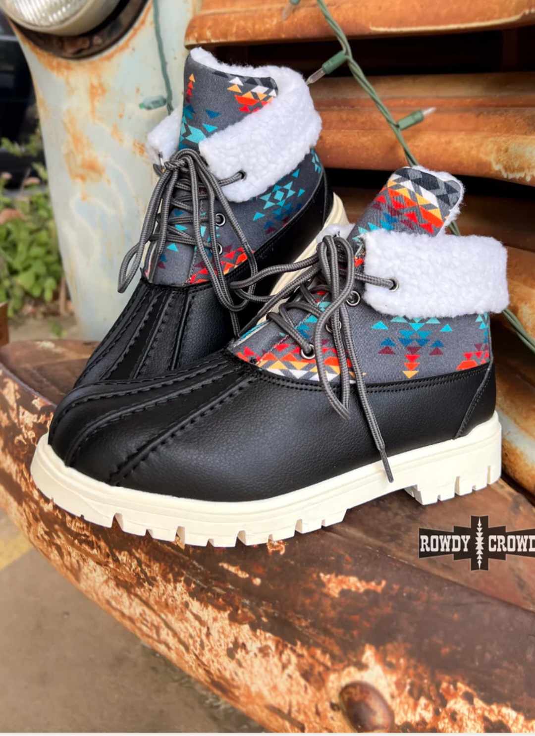 Down canyon duck boots