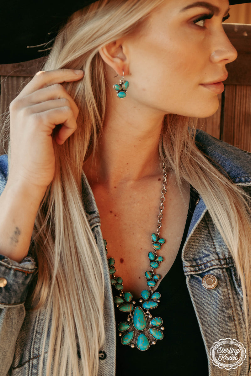 Stagecoach trails Necklace